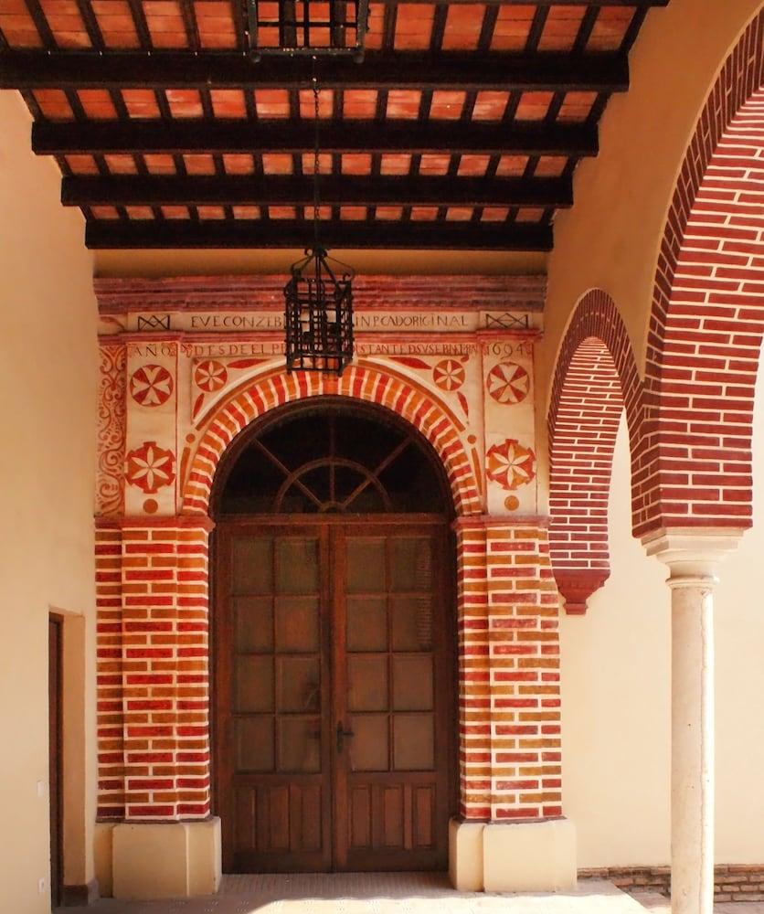 Hospederia Convento De Santa Clara Hotell Palma del Río Exteriör bild
