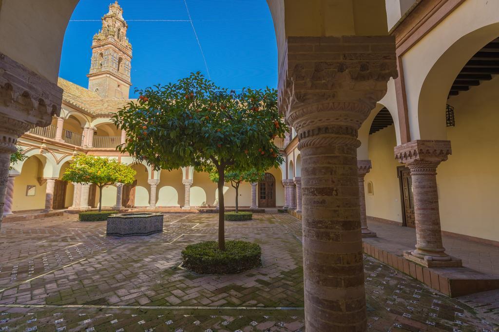 Hospederia Convento De Santa Clara Hotell Palma del Río Exteriör bild