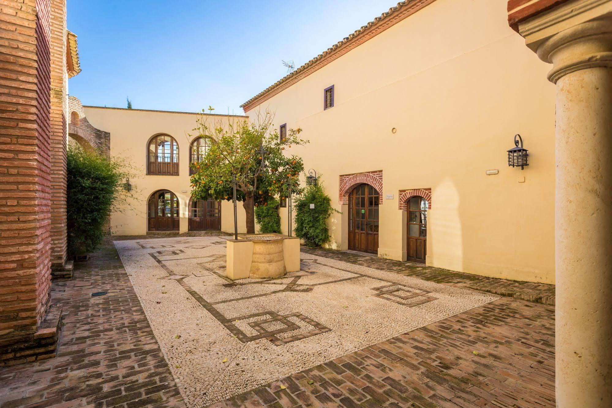 Hospederia Convento De Santa Clara Hotell Palma del Río Exteriör bild