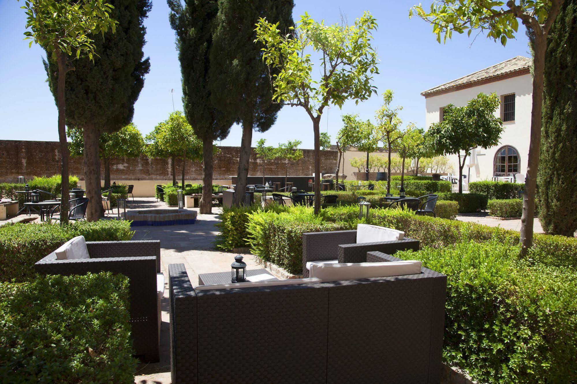 Hospederia Convento De Santa Clara Hotell Palma del Río Exteriör bild
